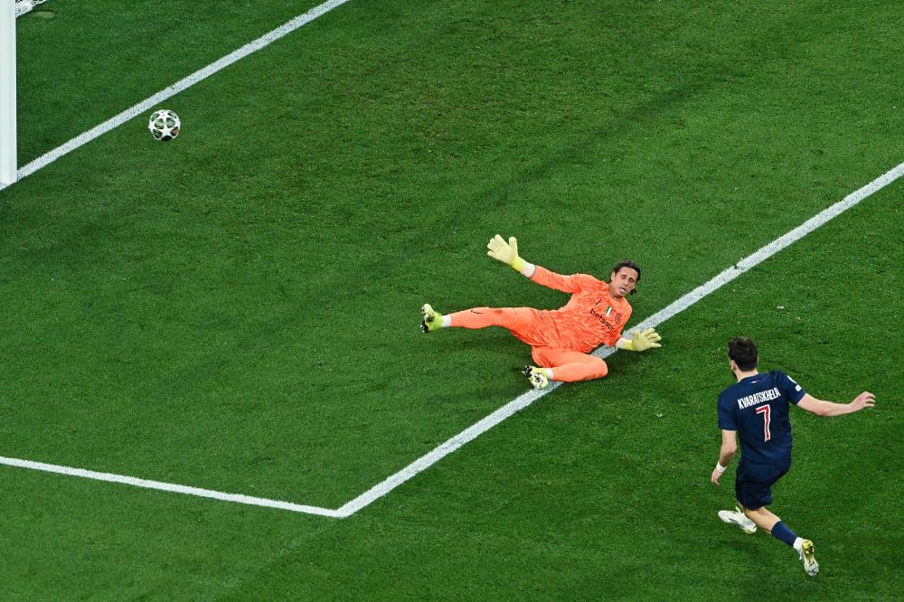 阿隆索听劝！首发拿掉1主力，皇马3-0差榜首1分，西甲2强争冠